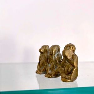 Monkeys Vintage Brass Monkeys